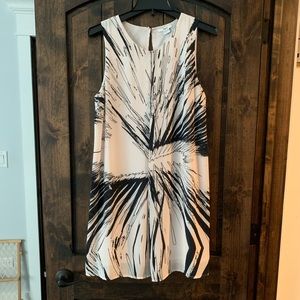 Light Pink/Beige Flowy Dress - size L